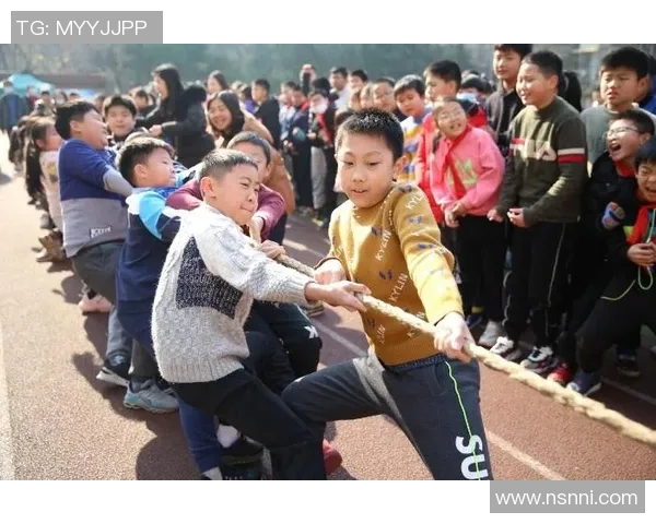 足球红孩儿的成长之路与梦想追逐的精彩篇章